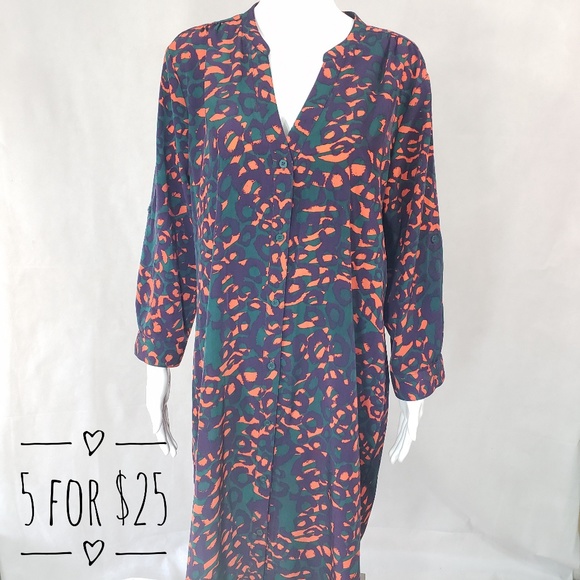 Dresses & Skirts - Abstract Button Up Long Shirt Midi Dress Size XL
